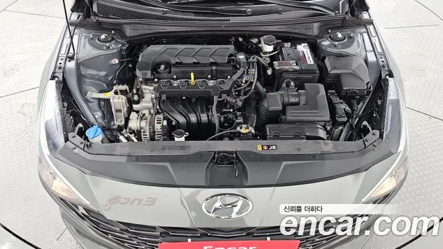 Hyundai AVANTE Avante (CN7) — Фото автомобиля 5