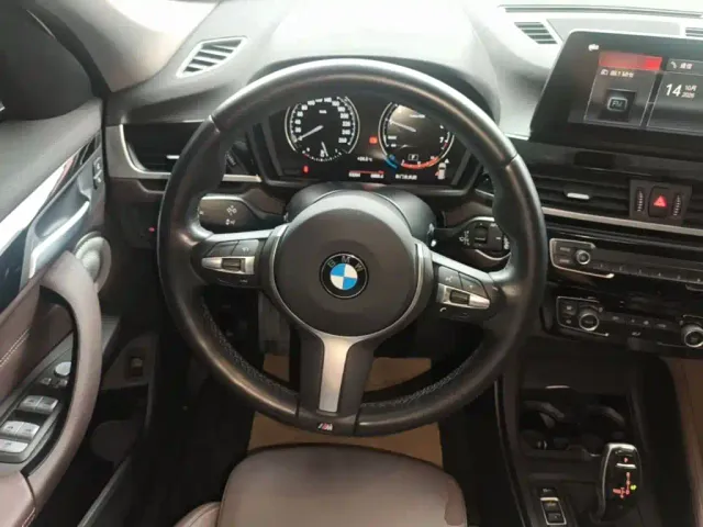 BMW X1 — Фото автомобиля 10