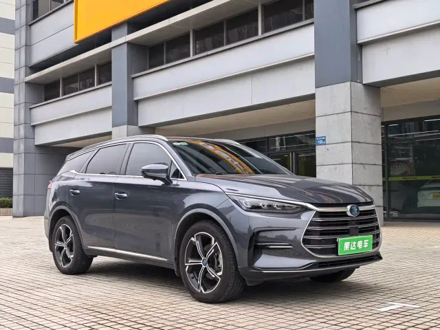 BYD Tang — Фото автомобиля 3