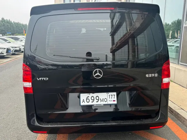 Mercedes-Benz Vito 2021 2.0T Elite 7-Seater — Фото автомобиля 6