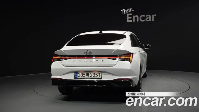 Hyundai AVANTE Avante (CN7) — Фото автомобиля 4