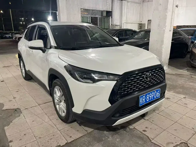 Toyota Corolla Cross — Фото автомобиля 3