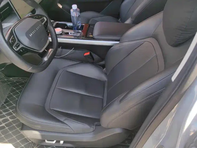 Wuling Starlight — Фото автомобиля 9