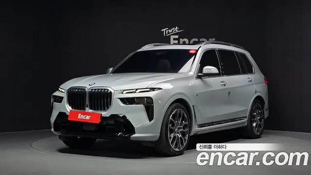 Фотография автомобиля — BMW X7 G07