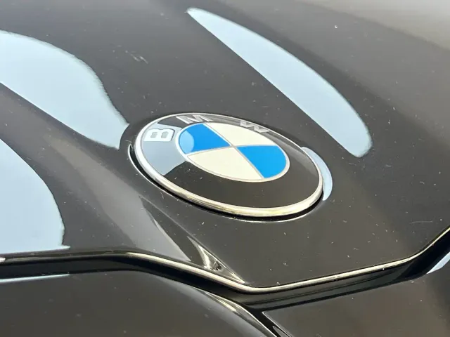 BMW 5 Series — Фото автомобиля 5