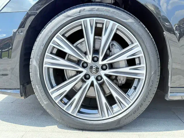 Audi A6L — Фото автомобиля 6