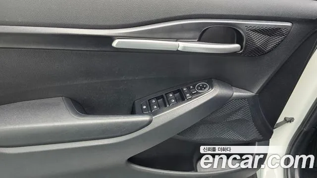 Kia Seltos — Фото автомобиля 27