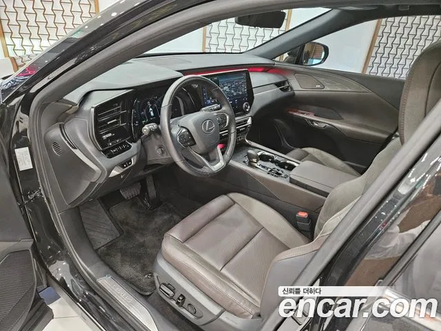 Lexus RX — Фото автомобиля 13