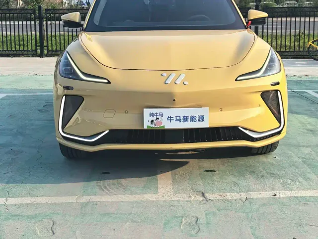 IM Motors IM LS7 — Фото автомобиля 2