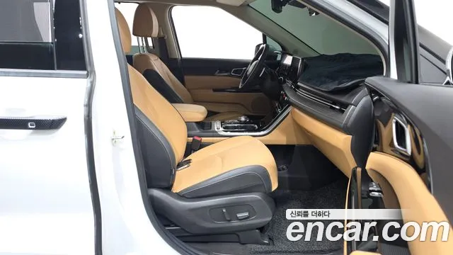 Kia Carnival 4th Gen — Фото автомобиля 16