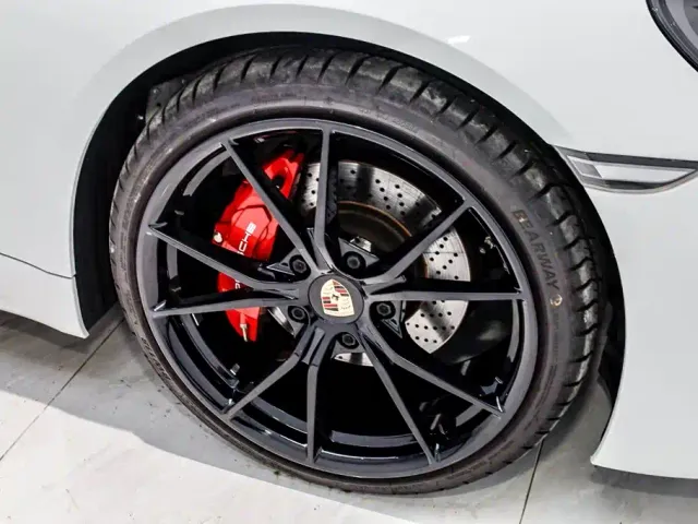 Porsche 718 — Фото автомобиля 16