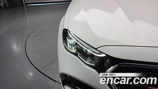Mercedes-Benz E-Class — Фото автомобиля 7