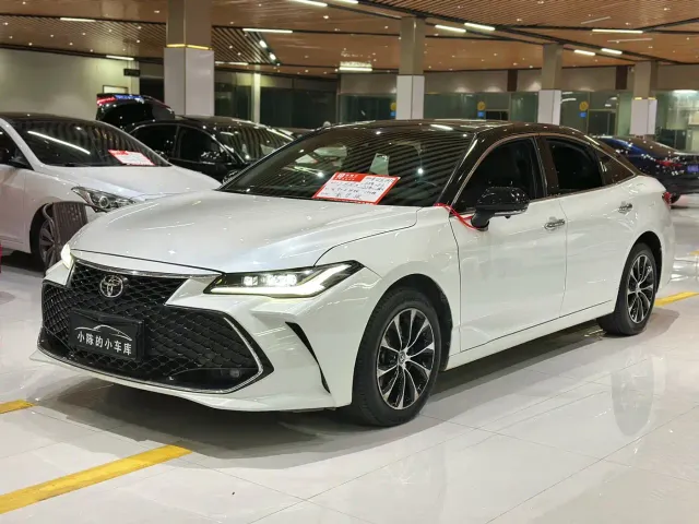 Фотография автомобиля — Toyota Avalon