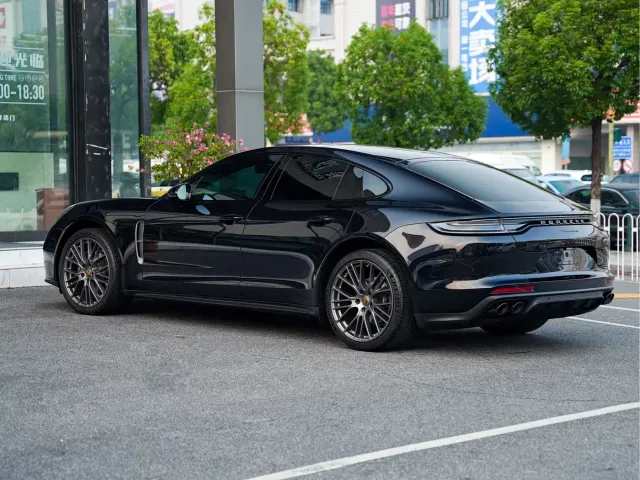 Porsche Panamera — Фото автомобиля 7