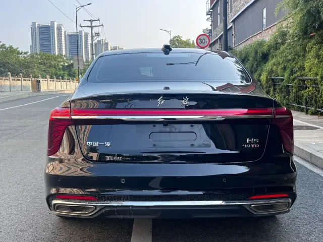Hongqi H5 — Фото автомобиля 7