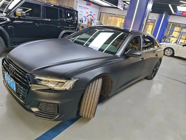 Фотография автомобиля — Audi A6L