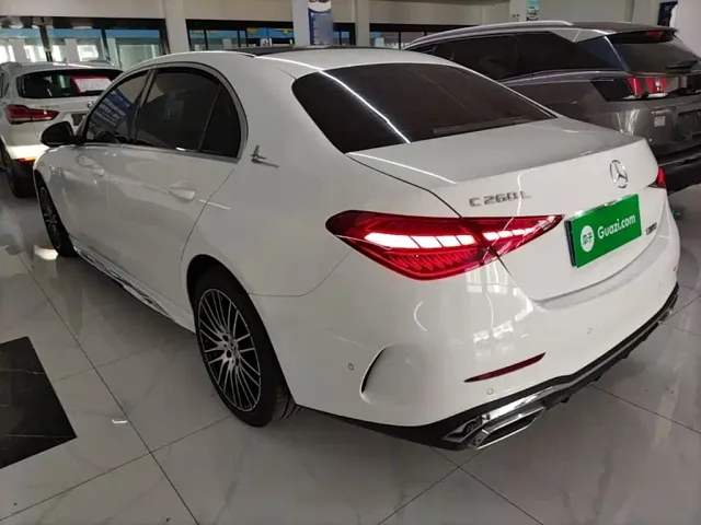Mercedes-Benz C-Class — Фото автомобиля 4