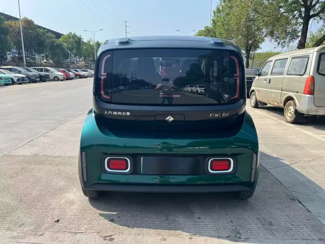 Baojun KiWi EV — Фото автомобиля 8