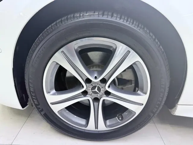 Mercedes-Benz C-Class — Фото автомобиля 9