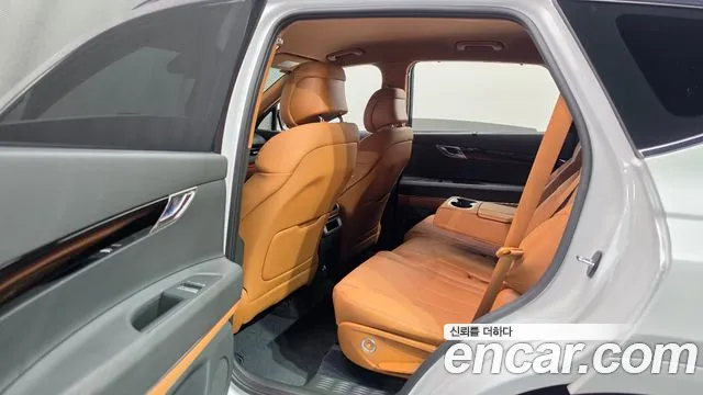 Genesis GV80 — Фото автомобиля 17