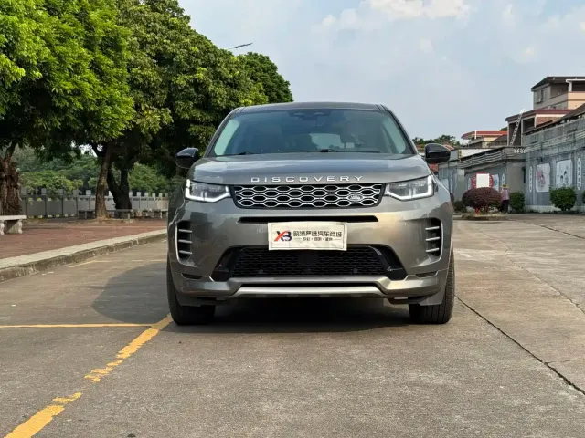 Land Rover Discovery Sport — Фото автомобиля 3