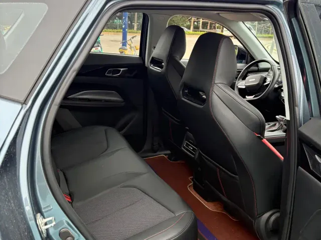 Changan Z6 — Фото автомобиля 7