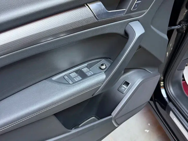 Audi Q5L — Фото автомобиля 16