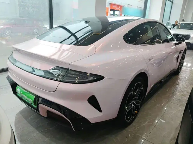 Xiaomi SU7 — Фото автомобиля 6