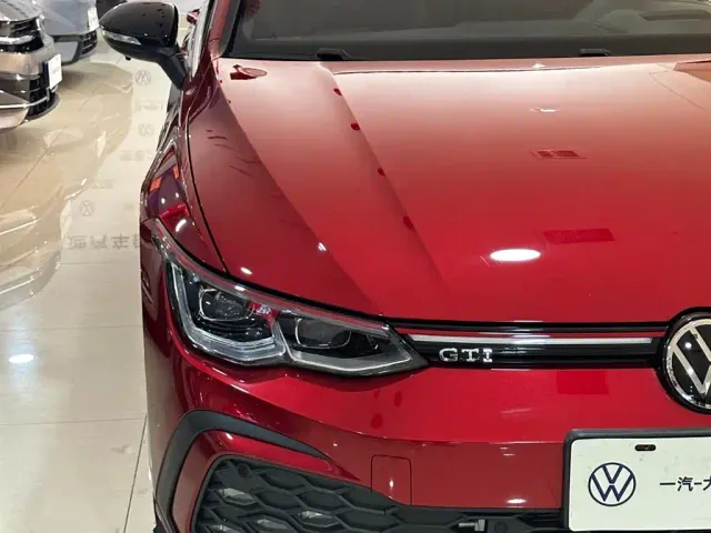 Volkswagen Golf GTI — Фото автомобиля 13