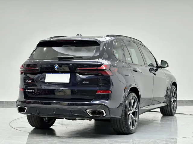 BMW X5 — Фото автомобиля 9