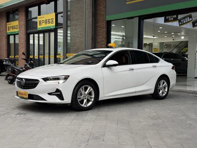 Buick Regal — Фото автомобиля 4