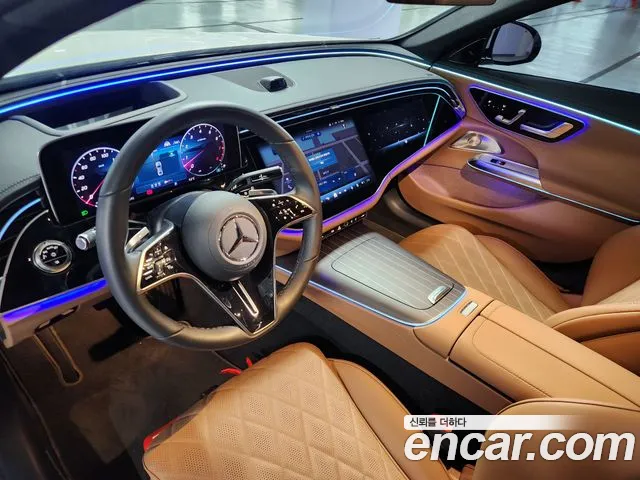 Mercedes-Benz E-Class — Фото автомобиля 15