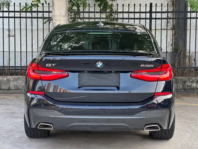 BMW 6 Series Gran Turismo — Фото автомобиля 13