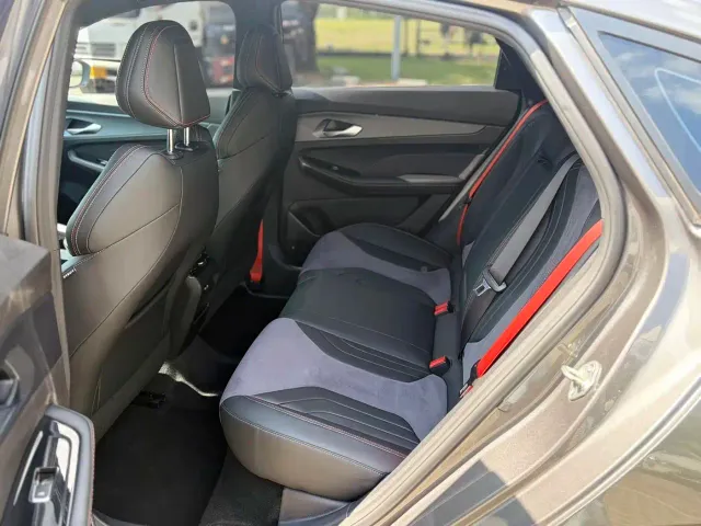 Geely Binrui — Фото автомобиля 4