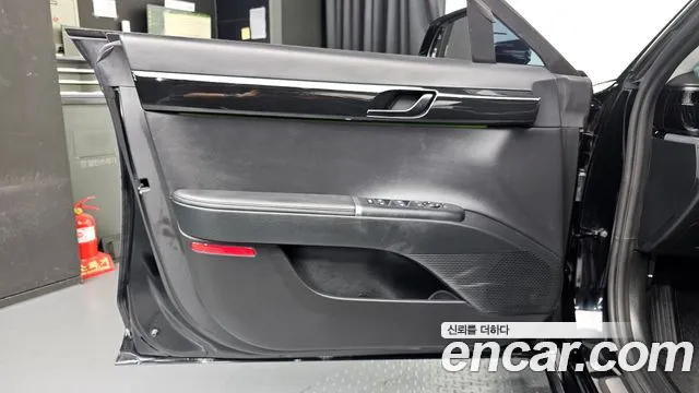 Hyundai Grandeur GN7 — Фото автомобиля 13