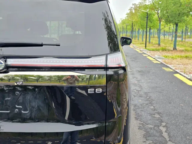 GAC Trumpchi E8 — Фото автомобиля 25