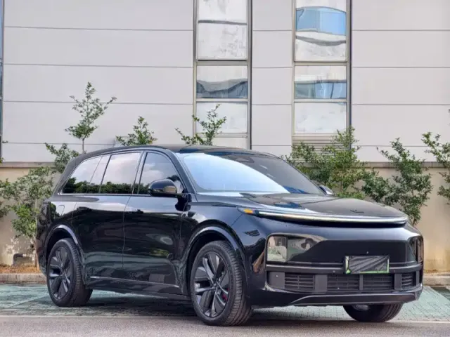 Li Auto L9 — Фото автомобиля 3
