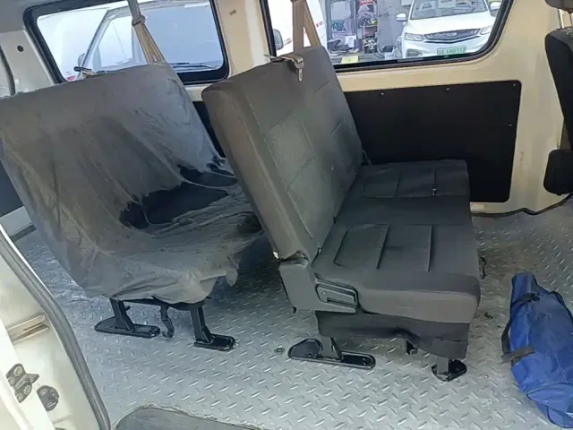 Changan Ruixing EM80 — Фото автомобиля 16