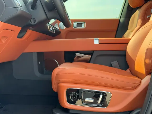 Li Auto L8 — Фото автомобиля 7
