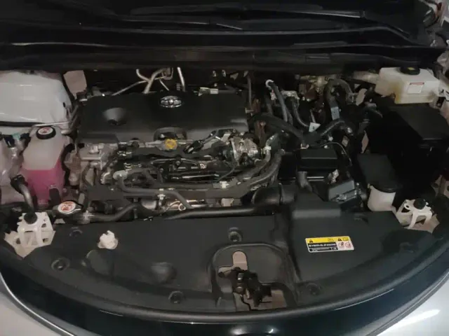 Toyota Granvia — Фото автомобиля 10