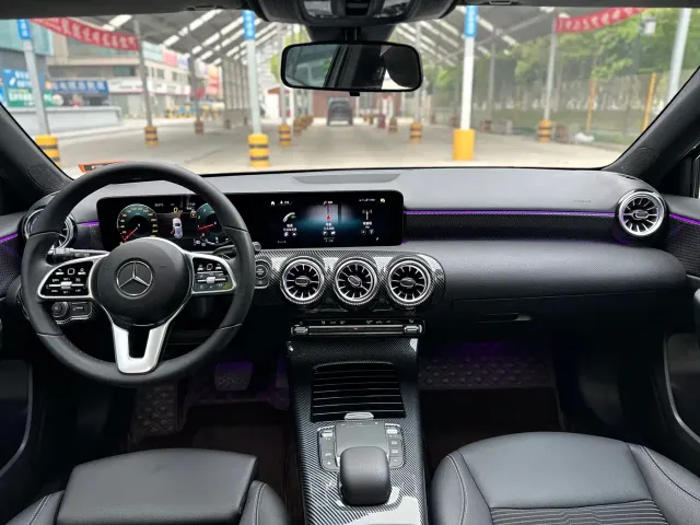 Mercedes-Benz A-Class — Фото автомобиля 10
