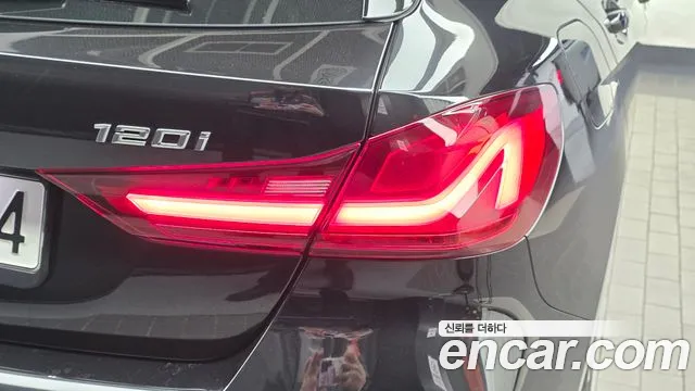 BMW 1 Series F40 — Фото автомобиля 8