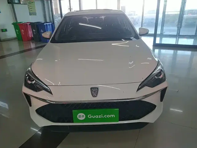 Roewe i5 — Фото автомобиля 2