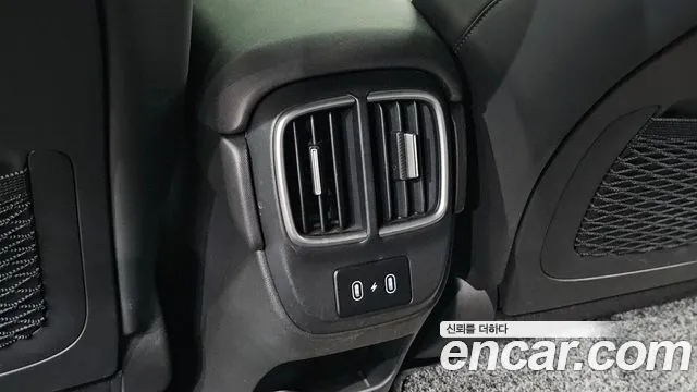 Hyundai Ioniq6 — Фото автомобиля 29
