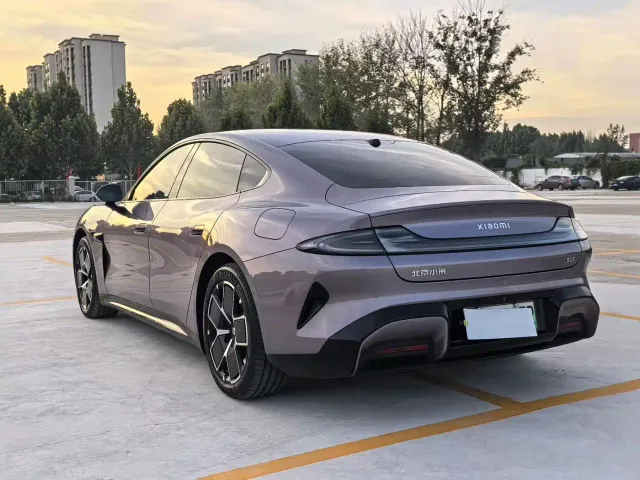 Xiaomi SU7 — Фото автомобиля 7