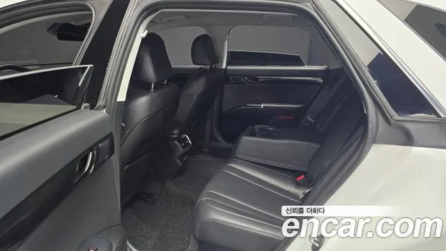 Hyundai Grandeur GN7 — Фото автомобиля 12