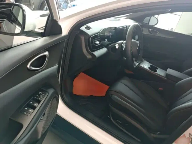 BYD Seal 06 — Фото автомобиля 15