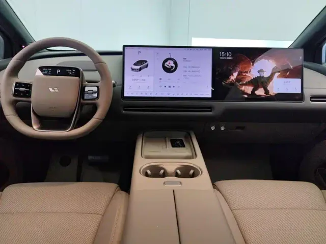 Li Auto i6 — Фото автомобиля 12