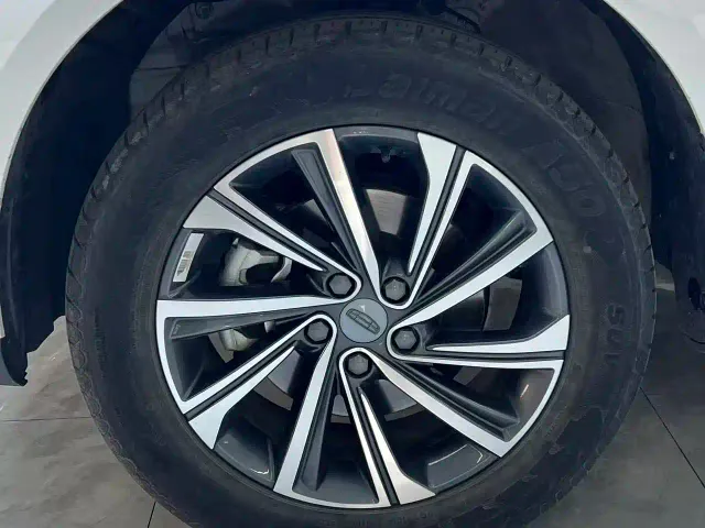 Geely Vision X6 — Фото автомобиля 13