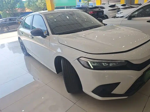 Honda Civic — Фото автомобиля 3
